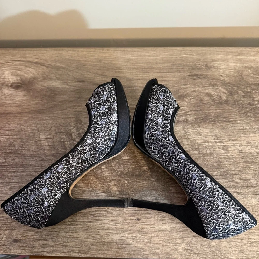Caparros Peep Toe Formal Platform High Heels Shoes Silver Black Sparkle Size 6